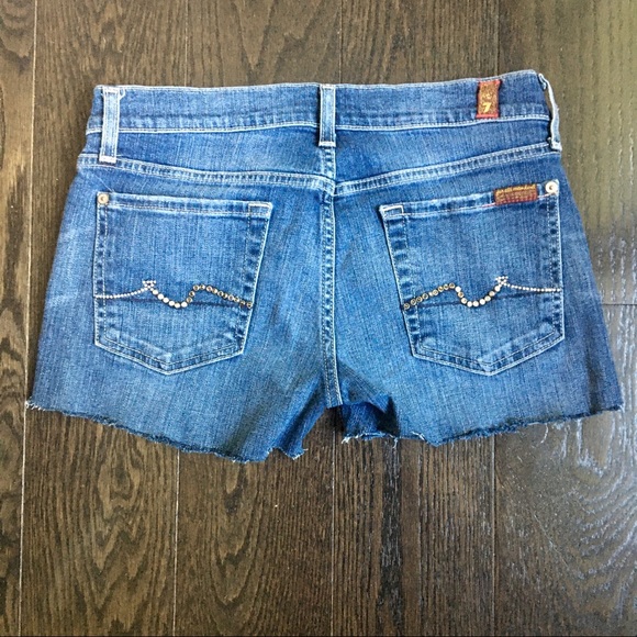 7 FAM “Roxanne” Cut-Off Jean Shorts - Picture 2 of 16